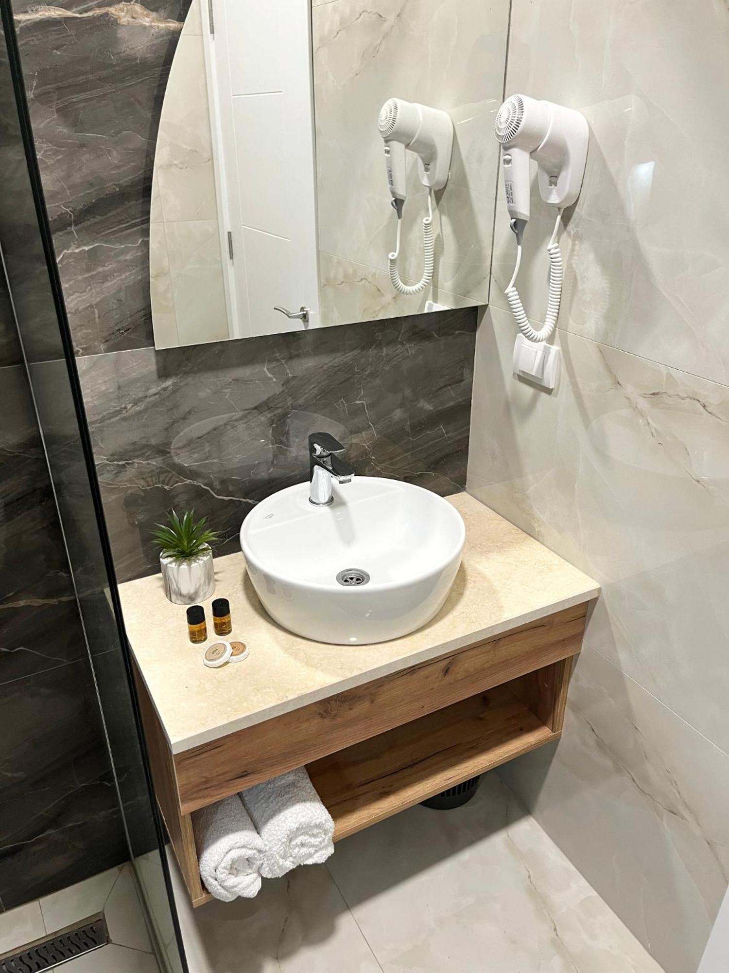 Supreme Luxury Lejlighedshotel Ulcinj Eksteriør billede